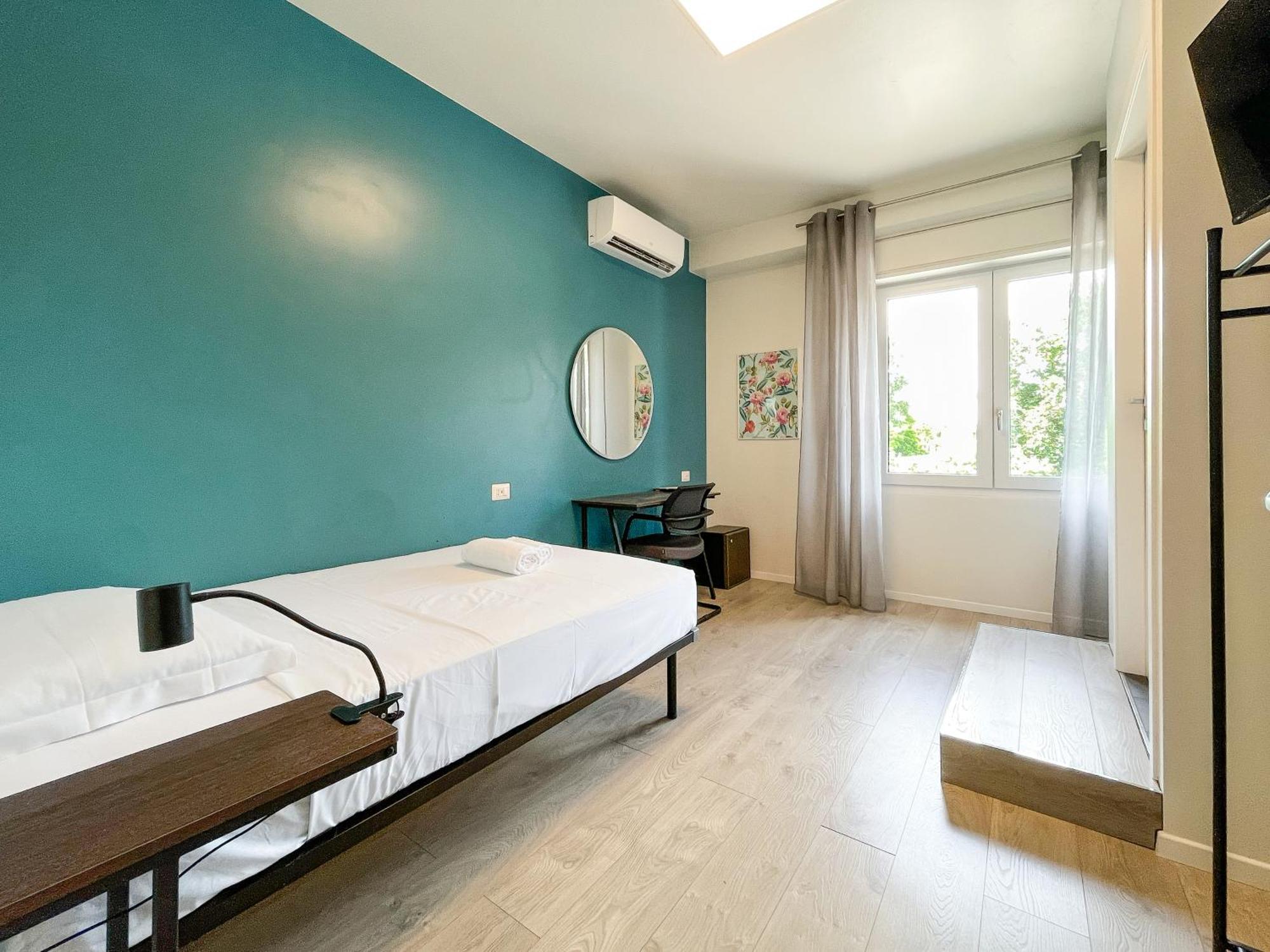 Rrrapido Colorful Rooms - Assago アッサーゴ エクステリア 写真